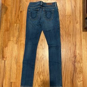 Woman’s True Religion Skinny Jeans. Medium Wash. Size 25.